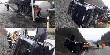Na dálnici se převrátila cisterna s fekáliemi
