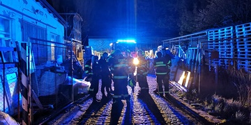 Na Slovanech v noci řádil žhář