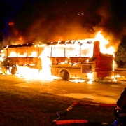 Požár autobusu ve Skladové ulici