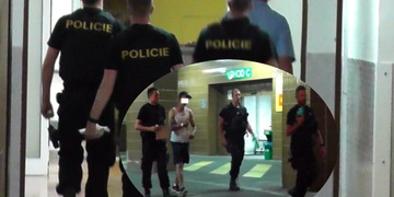 Pobodání v Chrástu: Napadli mu dcery, tak vzal na obranu mačetu!