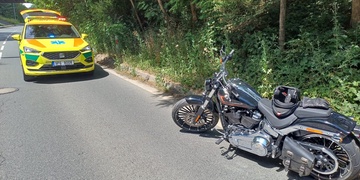 Střet motorkáře s divočákem