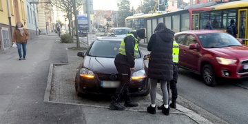 Střet osobního vozu s osmiletým chlapečkem
