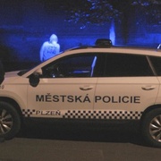 Opilý mladík ujížděl strážníkům