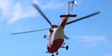 Domácí porod skončil smrtí dítěte, vrtulník letěl zbytečně