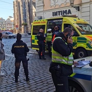 Řidička srazila chodkyni na přechodu a poté policistům nadýchala