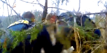 Muž odeslal SMS zprávu na rozloučenou a chtěl spáchat sebevraždu skokem do lomu