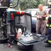 Dopravní nehoda tří aut u Horní Břízy