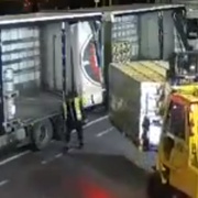 Smrt při nakládce v pivovaru