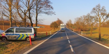 Cyklista způsobil dopravní nehodu a poté z místa ujel