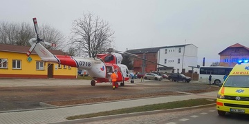 Auto na přechodu srazilo šestnáctiletého chlapce