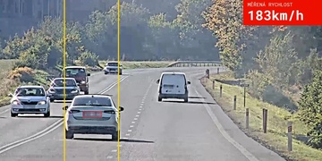 Na devadesátce kolem policistů prosvištěl rychlostí 183 kilometrů v hodině