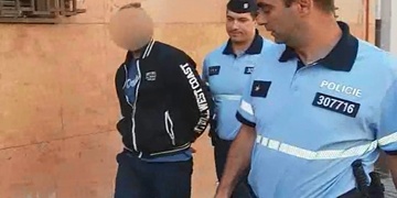 Winer zadržel zloděje auta po dvou kilometrech pronásledování