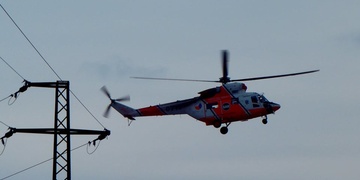 Pro cyklistu letěl vrtulník LZS