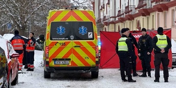 Muž pád z okna nepřežil