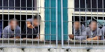 Odsouzený zabodl spoluvězni nůž do oka