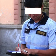 Drobná a mravenčí práce policistů z OOP Bory odhalila po půl roce pachatele