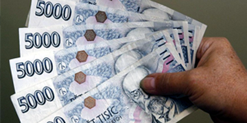 Automechanik inkasoval třicet tisíc na díly, ale k opravě se neměl