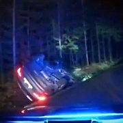 Se zfetovanou těhotnou spolujezdkyní ujížděl policistům