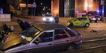 Havárie vozidla taxi a dalšího osobního vozu