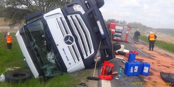 Havárie kamionu zkomplikovala provoz