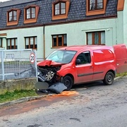 Příčinou nehody byl údajný úlek řidičky