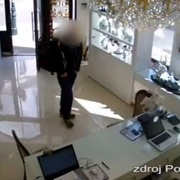 Příležitost dělá zloděje aneb jak zmizí soška za 150 tisíc