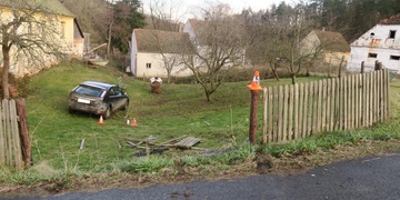 Pod vlivem drog skončil na cizí zahradě