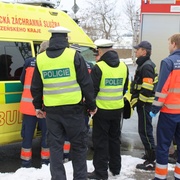 Dopravní nehoda nákladního a osobního vozu v Kaznějově