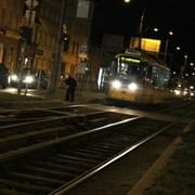 Neviděli jste tuto neděli nehodu tramvaje před Novým divadlem