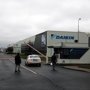 Bitka cizinců přímo v Daikinu vznikla kvůli šroubku
