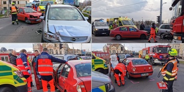 Střet dvou aut, na místě dva zranění