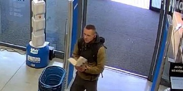 Poznáte drzého zloděje z Decathlonu?