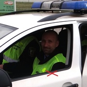 Měli zajišťovat plynulost dopravy, místo toho zachraňovali lidský život