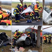 Vážná nehoda, auto vyletělo z vozovky a doslova se zlomilo o strom