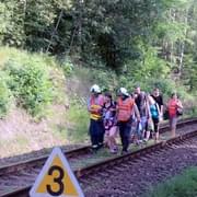 Vlak srazil muže - trať mezi Plzní a Prahou je uzavřena