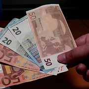 Uprchlíci z Maroka u nás distribuovali falešné peníze