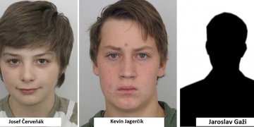 Policie pátrá po třech utečencích