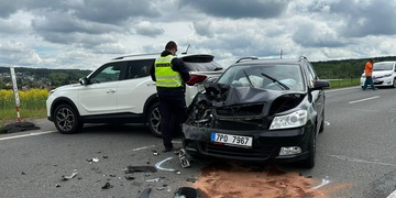 Střet vozů u Letkova
