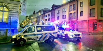 Střet vozu s třináctiletou dívkou