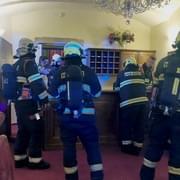 Požární poplach spustil evakuaci hotelu