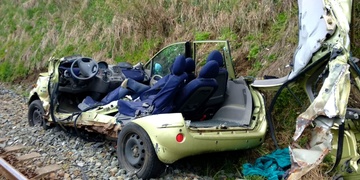 Muž zemřel, žena přežila