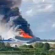 Požár ve společnosti na výrobu skla v Heřmanově Huti