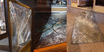 Agresivní šílenec v centru Plzně demoloval vše, co potkal
