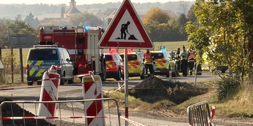 Jízda v protisměru skončila nárazem do značky, po kterém cyklista přeletěl přes řídítka