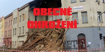 Zřícený dům v centru Plzně je obecné ohrožení