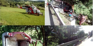 Další nehoda, řidiče z vraku vystříhávali, na místě vrtulník – , , 