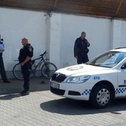 Opilý muž napadal úředníky i ostrahu na úřadu práce