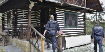 Policisté dopadli postrach chatařů a chalupářů