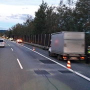 Hromadné poškození vozů na dálnici D5