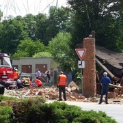 Policisté hledají svědky pádu zdi, která usmrtila muže
